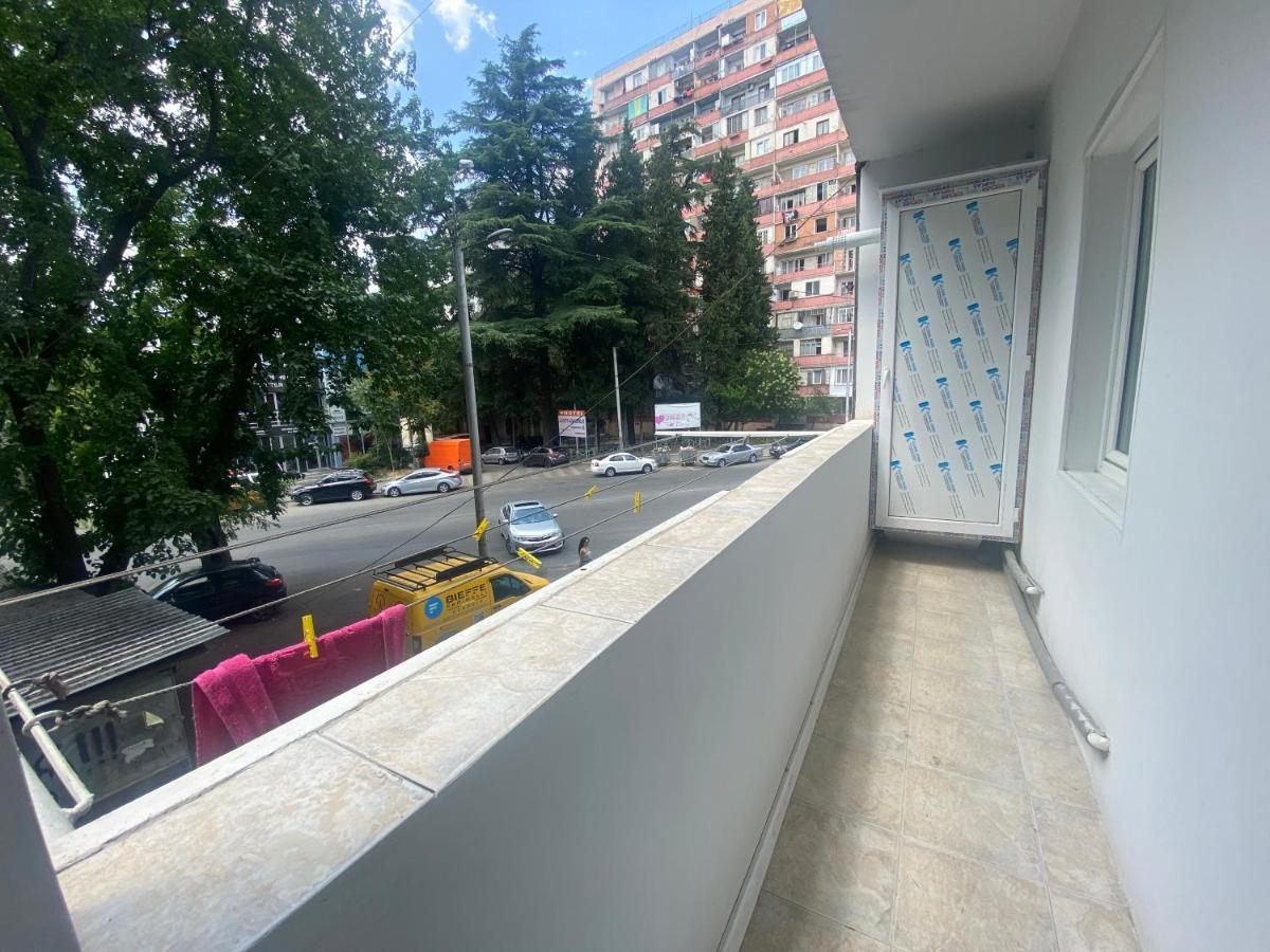Spacious Dinamo Apartment Тбилиси Экстерьер фото