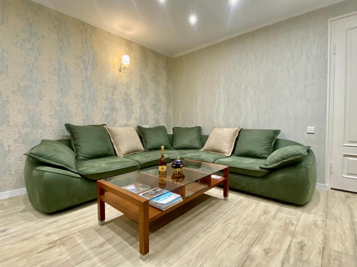 Spacious Dinamo Apartment Тбилиси Экстерьер фото